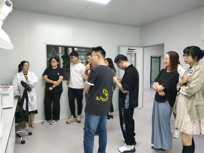第八期感官沙龍-實驗室參觀1